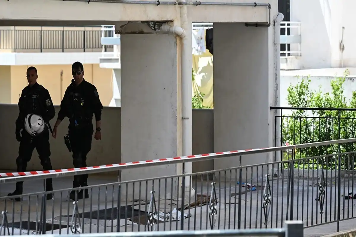 Τραγωδία στην Ηλιούπολη: Τα ερωτήματα πίσω από την πτώση των δύο 17χρονων μαθητριών