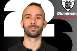 Παραμένει στον ΠΑΟΚ ο Εφραιμίδης