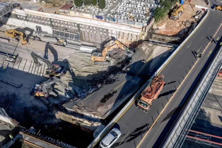 Flyover: Άνοιξε ξανά ο Περιφερειακός - Ορόσημο ο Σεπτέμβριος για τη γέφυρα Πανοράματος