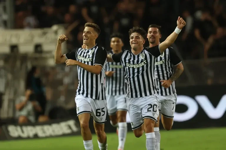 ΠΑΟΚ - Ντιναμό Κιέβου 2-0: Την «εξαφάνισε» ο... μάγος Κωνσταντέλιας και πήρε την πρόκριση (vids)