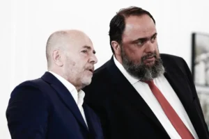 Συμφωνία στη Super League: Αλαφούζος και Μαρινάκης μοιράζονται την προεδρία