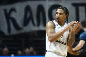 Στη μάχη των προκριματικών ο Ταϊρί με τη φανέλα της Αλβανίας