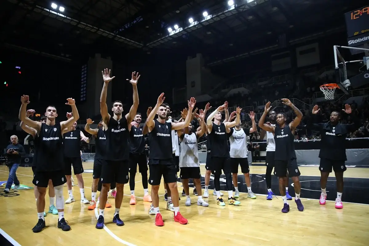 Ζήτησαν το Super Cup από τους παίκτες οι οπαδοί του ΠΑΟΚ (vid)