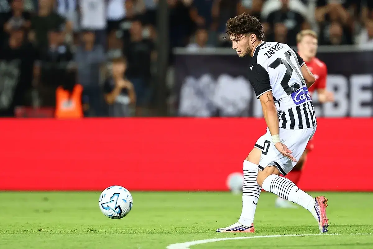 «Τρεις ομάδες της Bundesliga παρακολουθούν τον Ζαφείρη»