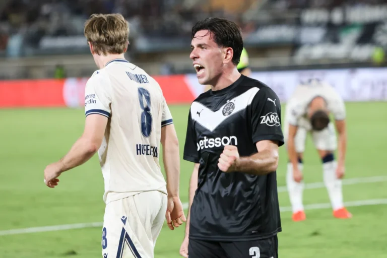 ΟΦΗ - Χοφενχάιμ 2-0: Ιστορική βραδιά με «τρίποντο» στην πρεμιέρα (videos)