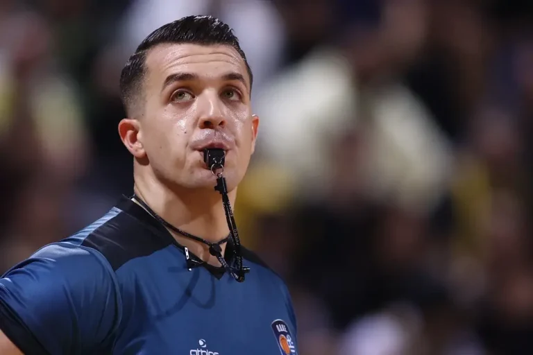Παναθηναϊκός - ΠΑΟΚ: Ποιοι σφυρίζουν τον δεύτερο ημιτελικό του Super Cup