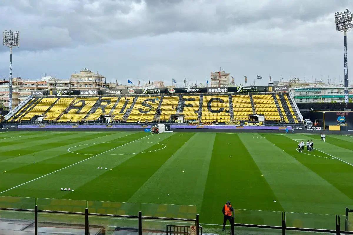 Εισαγγελική παρέμβαση για γκράφιτι έξω από το «Βικελίδης»! (pic)