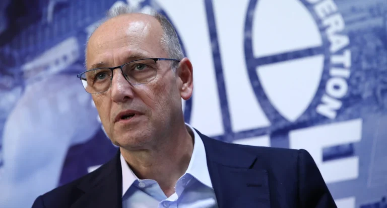 Ο Λιόλιος αποσύρεται από πρόεδρος της ΕΟΚ εν μέσω του σκανδάλου!
