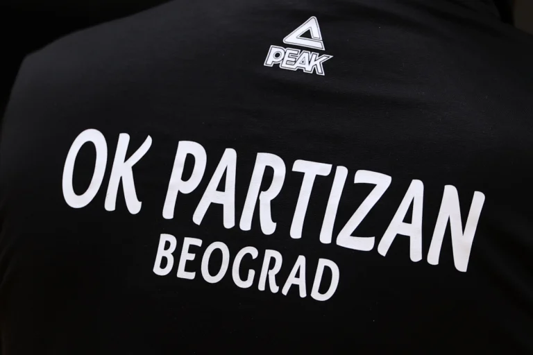 Παρτιζάν σε ΠΑΟΚ: «Αδέρφια για πάντα!» (pic)