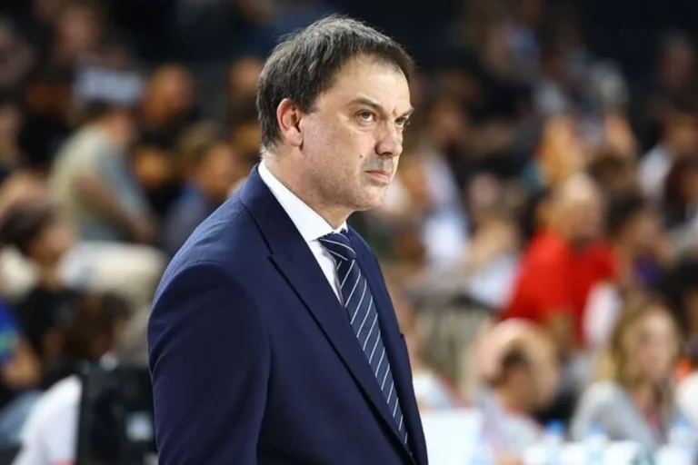 Προπονητής Λιετκαμπέλις: «Κορυφαίος ο Τρινκιέρι, είναι αδύνατο να τον αιφνιδιάσεις»